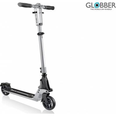 Globber One K 125 strieborná